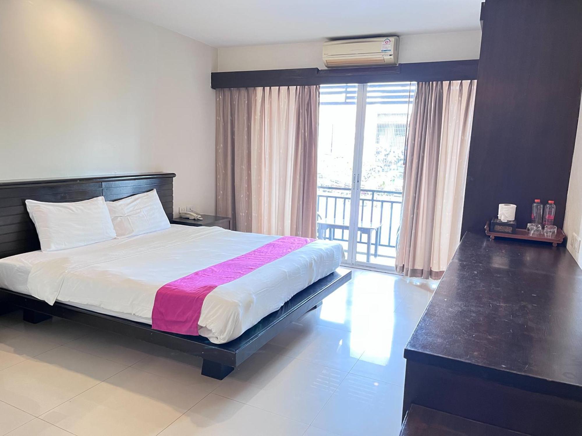 Lub Sbuy * Phuket